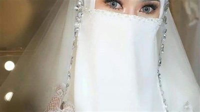 نسيم العاصف زهرة الربيع