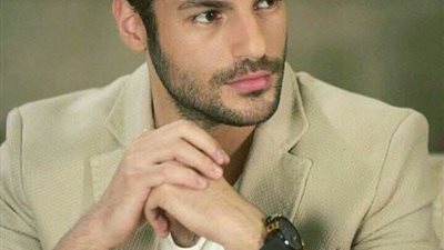 الحب أحيانا لا يكفي بقلم سوليه نصار