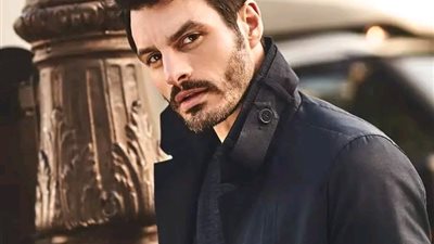 اسكريبت رامي رجل الأعمال