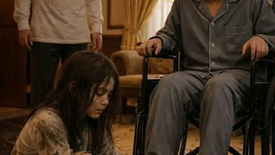 طفلة متسوّلة تهزم اليأس… كيف أعادت إلارا الحياة لأبناء الملياردير وغيّرت قلبه للأبد