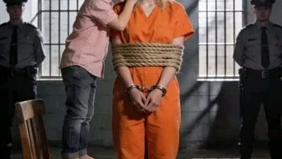 قبل 5 دقائق من إعدامها… كلمة واحدة من طفل قلبت الحكم رأسًا على عقب