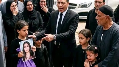 في جنازة بنتي