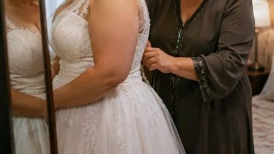 انتى طخينه ومش حلوة لمنال علي